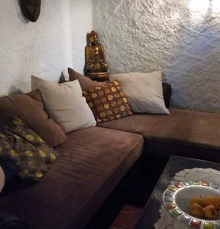 D'hotes Chez Pierrot Et Flo 住宿加早餐酒店